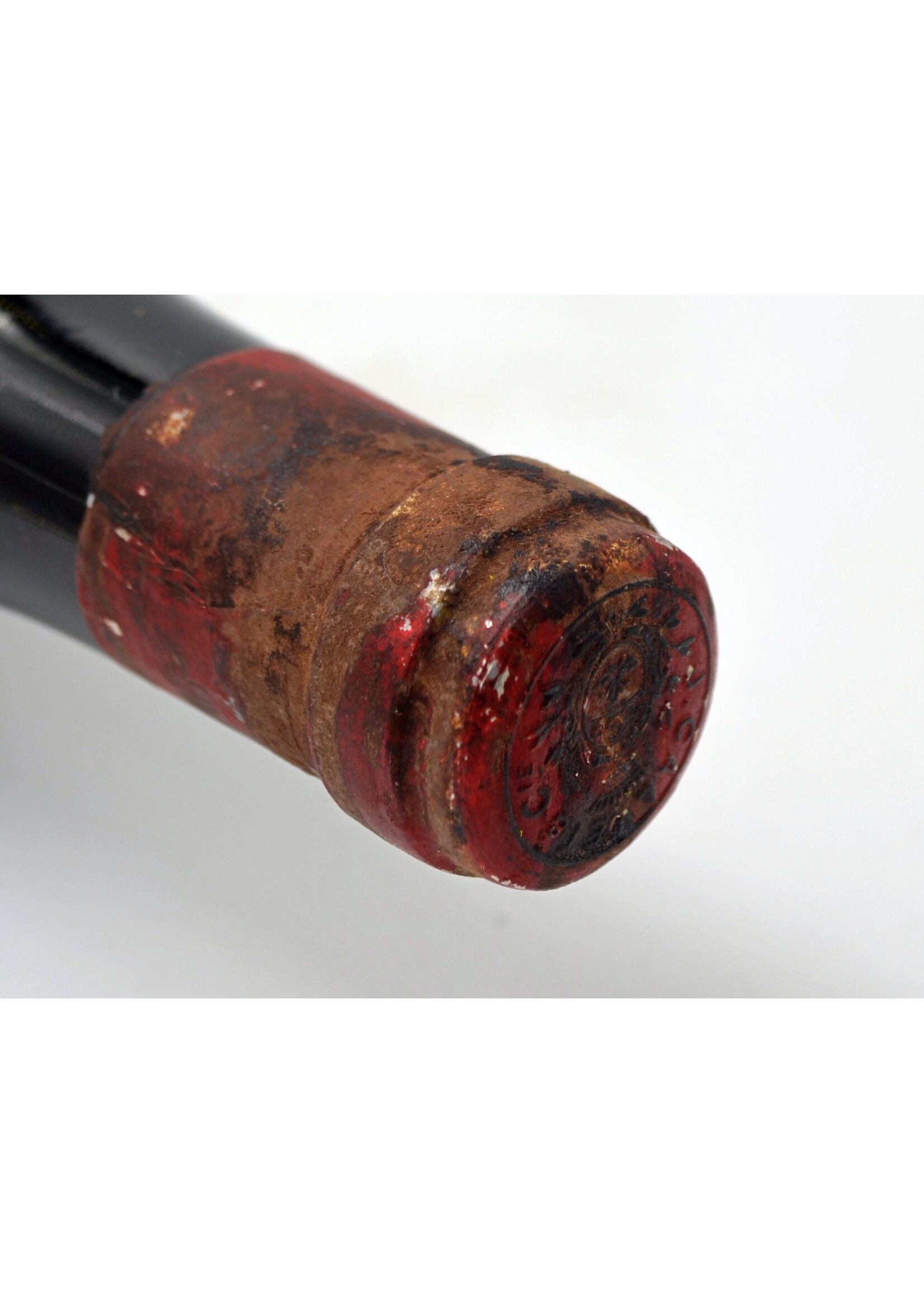 1937 Vosne Romanee Mise Calvet (sl, corroded capsule, min 3)