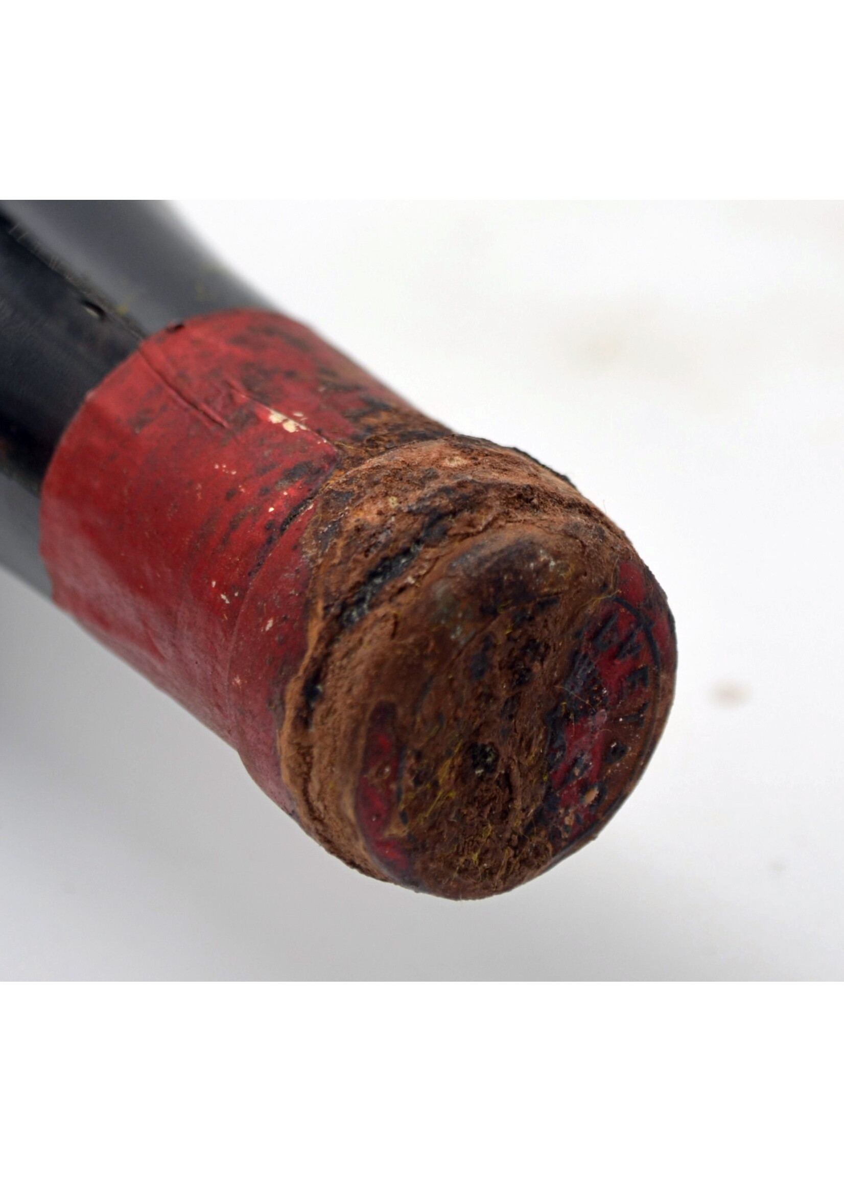 1937 Vosne Romanee Mise Calvet (sl, corroded capsule, min 4,5)