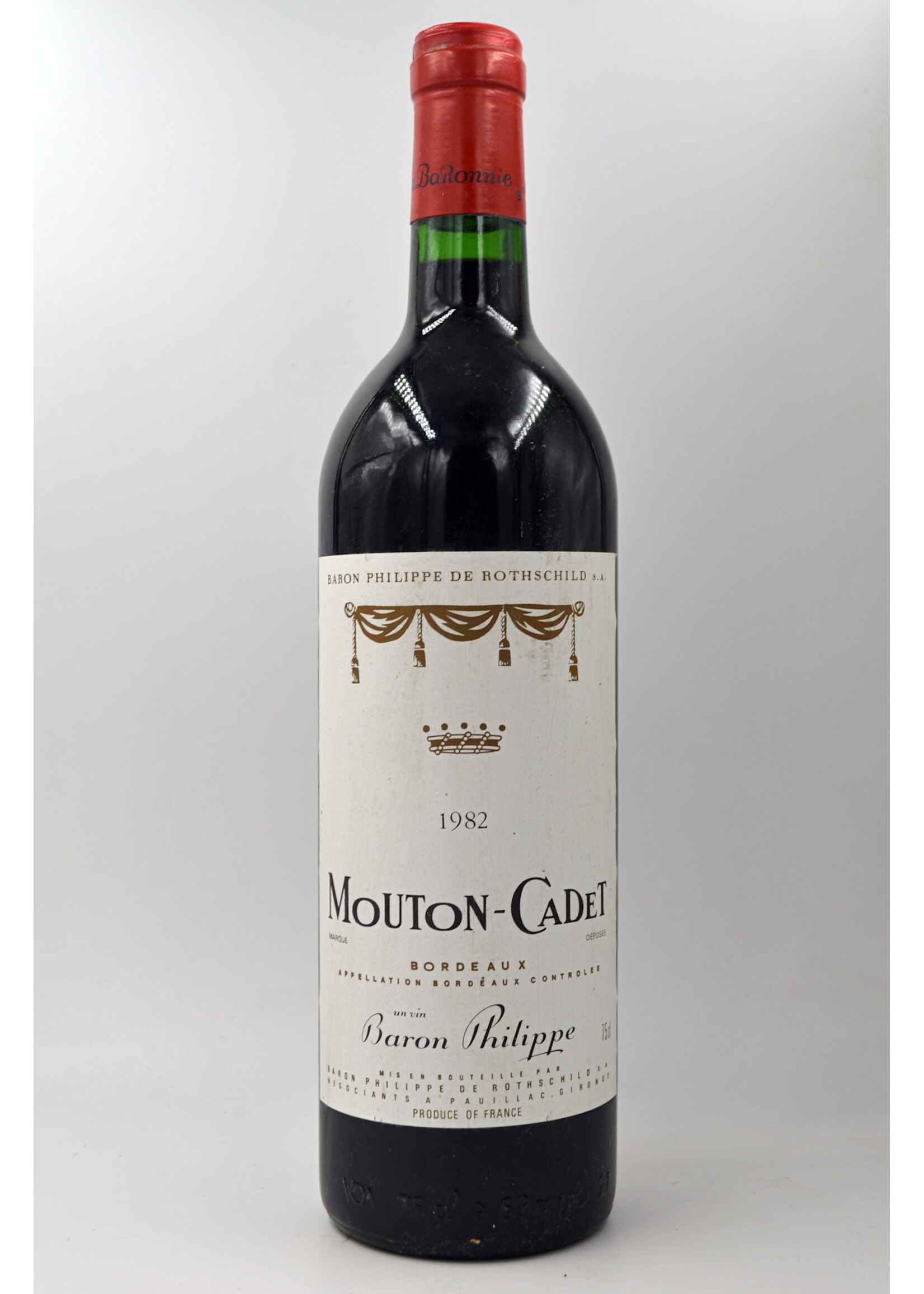 1982 Mouton Cadet
