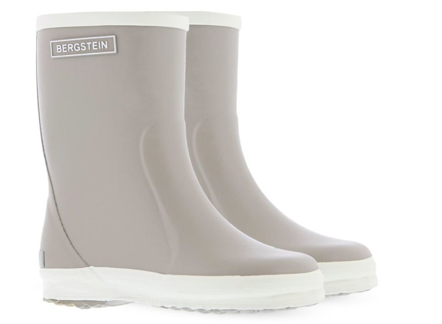 Rainboot Sand