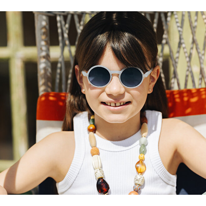 Izipizi | Junior Sun #D Zonnebril Washed Denim 5-10 jaar