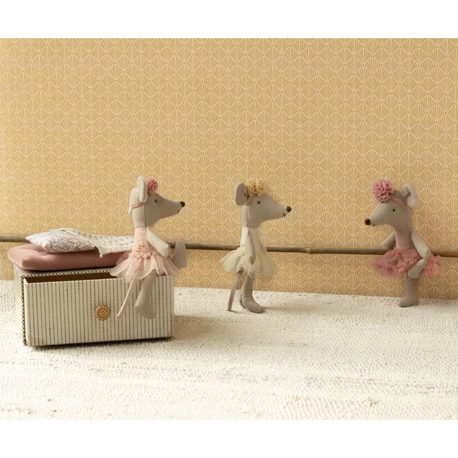 Maileg | Ballerina Mouse Little Sister Off White