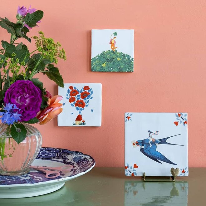 Storytiles | Sending you a Message Small