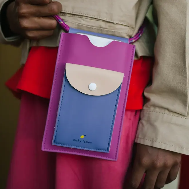 Sticky Lemon | Phone Pouch Better Together Gymnastic Pink