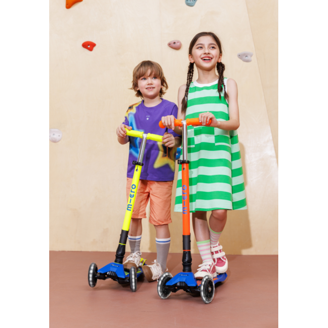 Micro Step | Maxi Micro step inklapbaar LED Blauw Oranje Neon