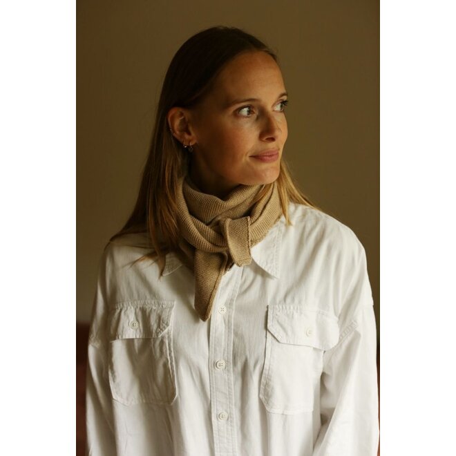 Hvid | Josephina Triangle Sjaal Sand