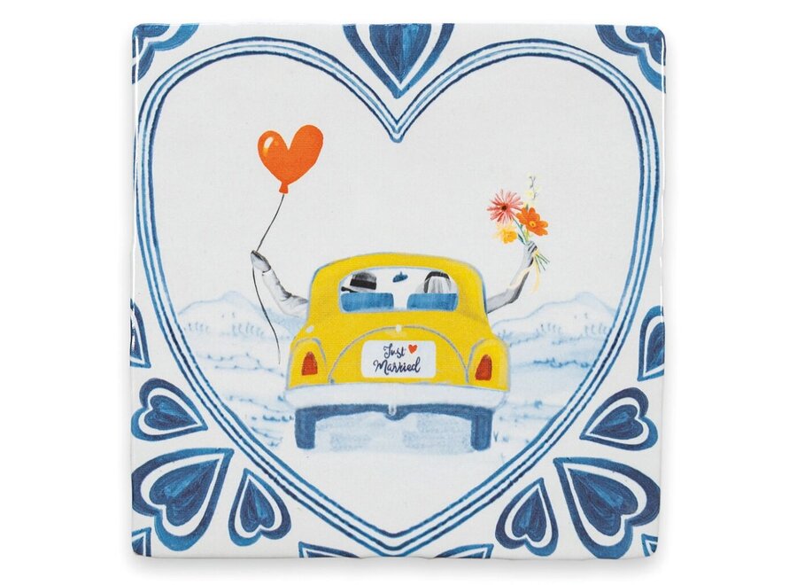 Just married, off we go! Small