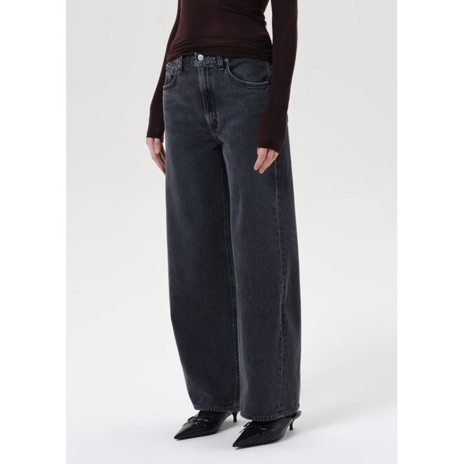 Low Curve Jean Symbolic