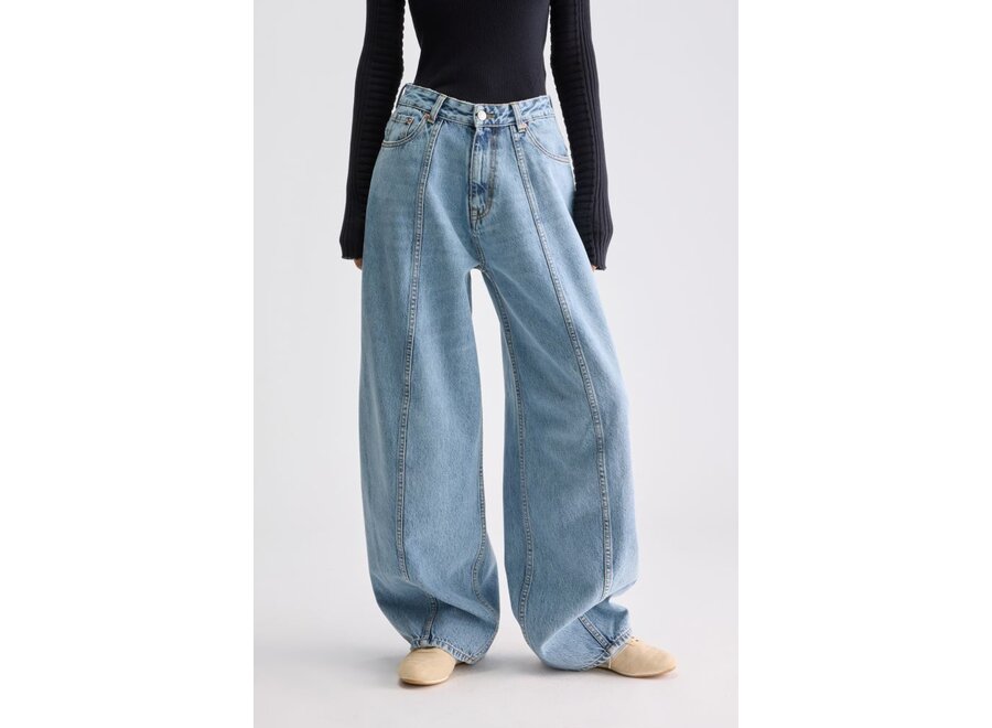 83/Perl Jeans Used Lt Blue