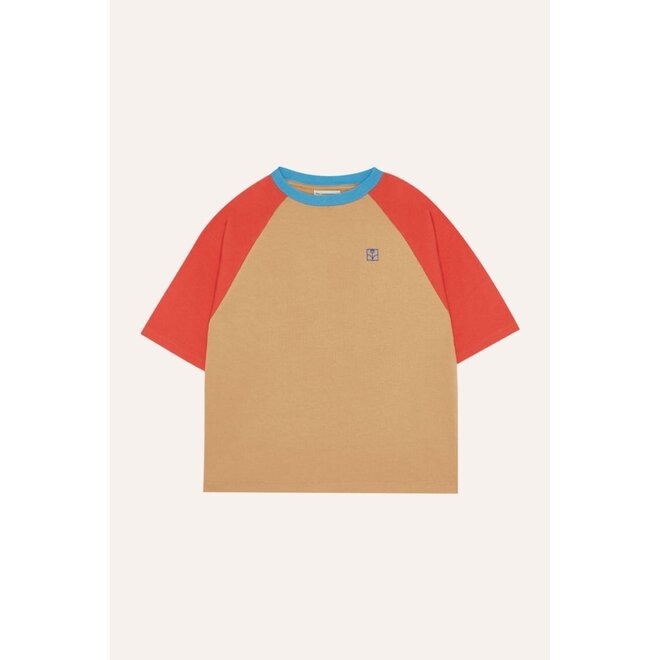 The Campamento | Color Block Red Tshirt Camel