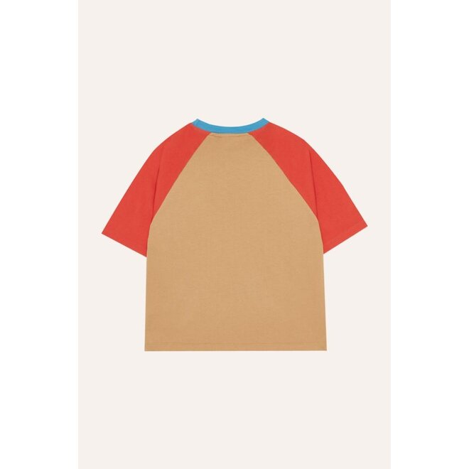 The Campamento | Color Block Red Tshirt Camel