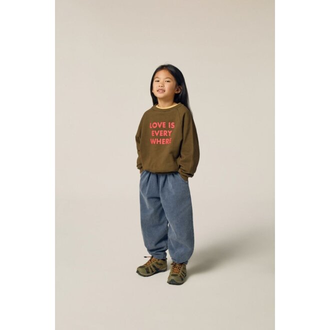 The Campamento | Love Is Everywhere Sweatshirt Green