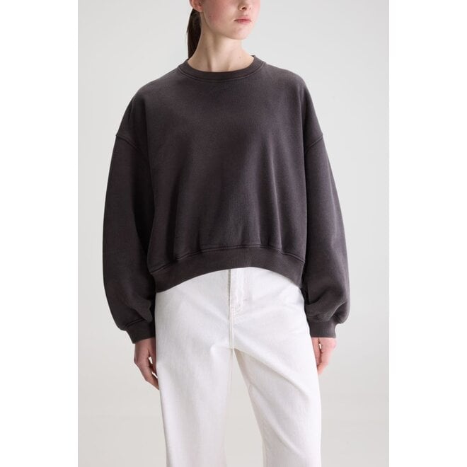 Fancy62 Sweater Dark Roast