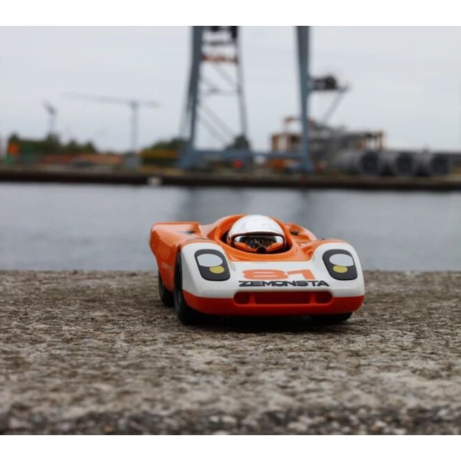 Playforever | Zemonsta Egon