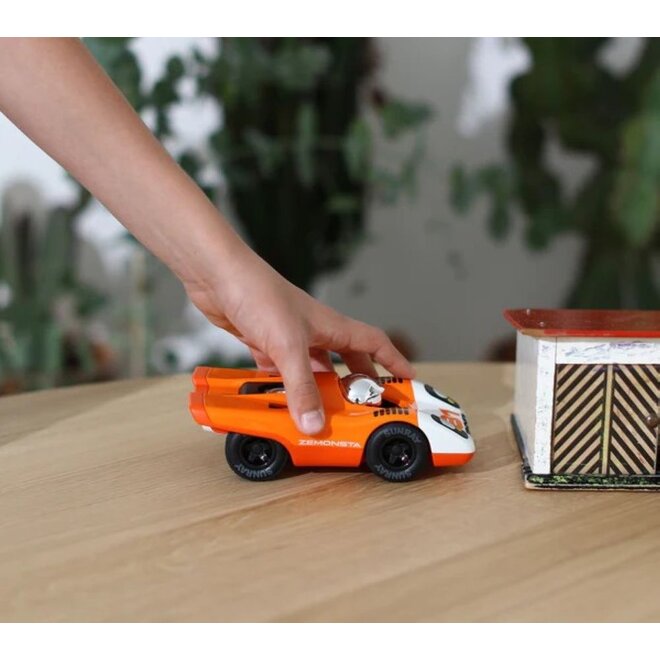 Playforever | Zemonsta Egon