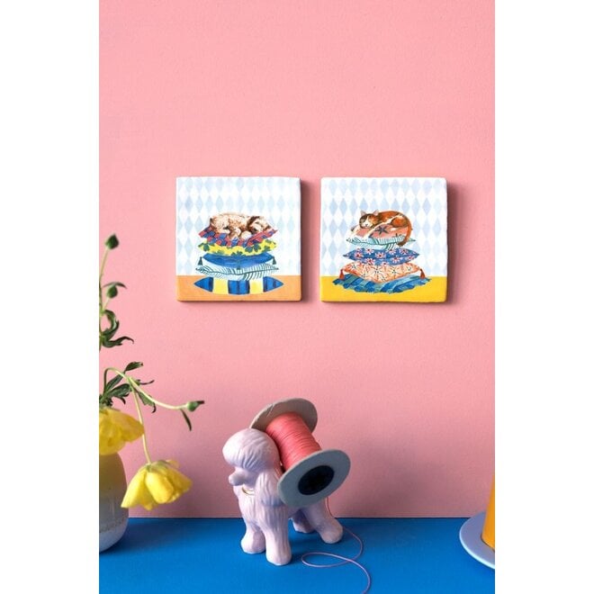 Storytiles | Sleepy dog Small