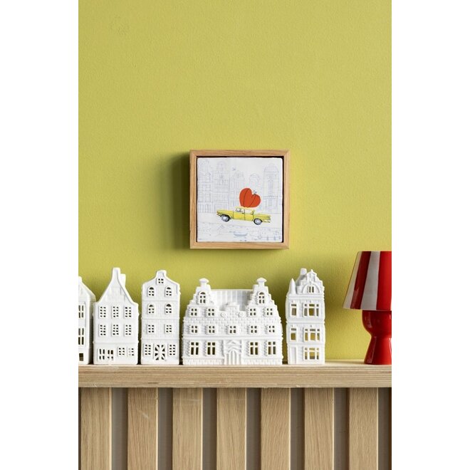 Storytiles | Love is on the way Small