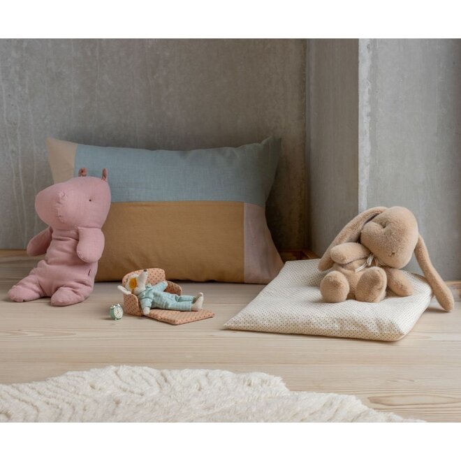 Maileg | Bunny Plush Medium Cream Peach