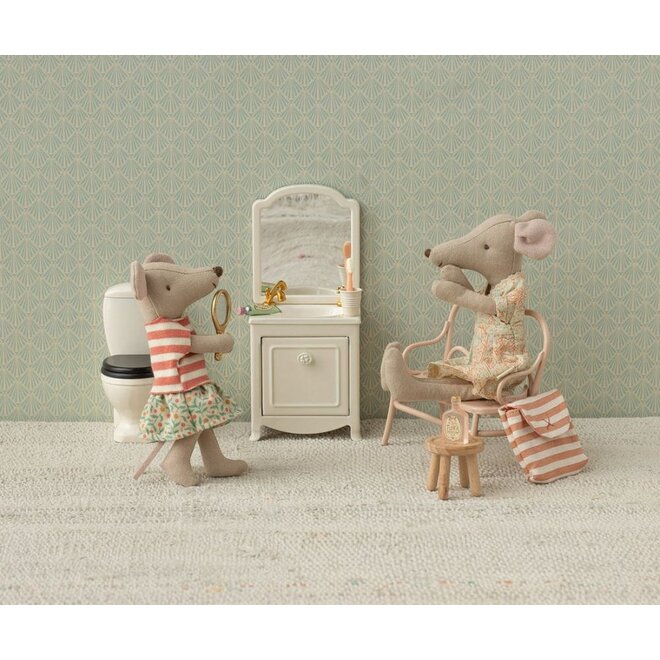 Maileg | Tricycle Mouse Big Sister Green