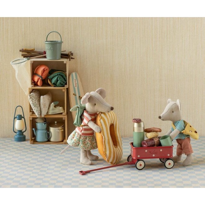 Maileg | Tricycle Mouse Big Sister Green