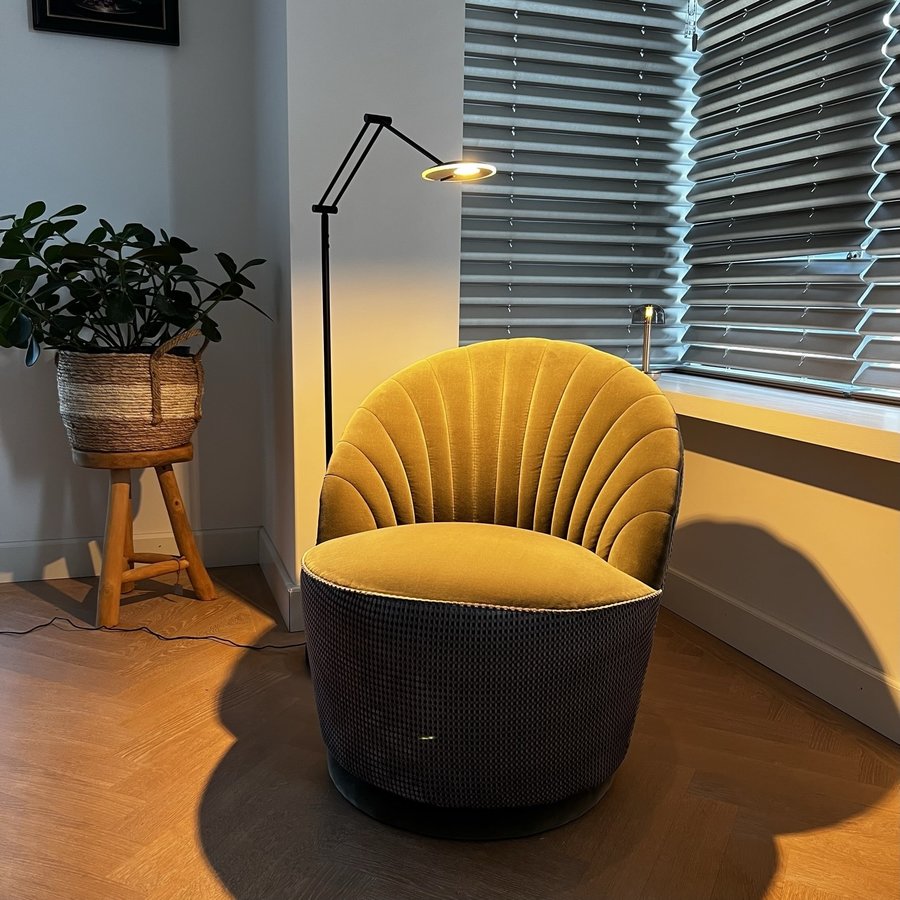 Dimbare vloerlamp Sapporo met geïntegreerde LED