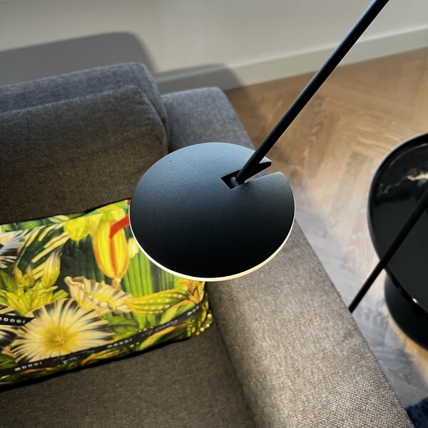 Highlight Dimbare vloerlamp Sapporo met geïntegreerde LED