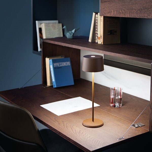 Zafferano Dimbare, draagbare en oplaadbare tafellamp Olivia met geïntegreerde LED