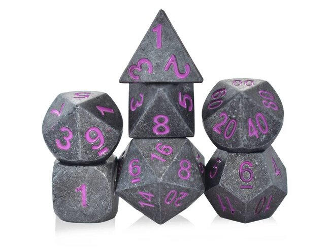 Würfelz Black with Purple Numbers - 7 Die Metal Set