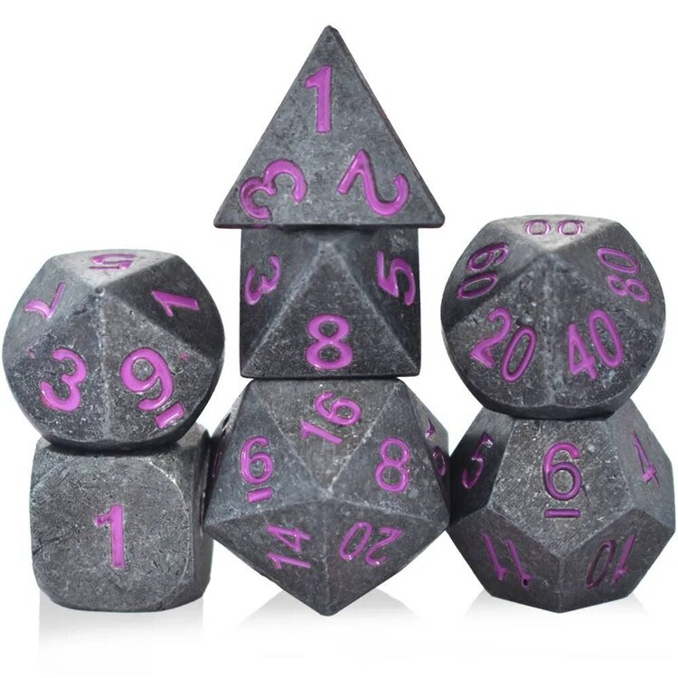 Würfelz Black with Purple Numbers - 7 Die Metal Set