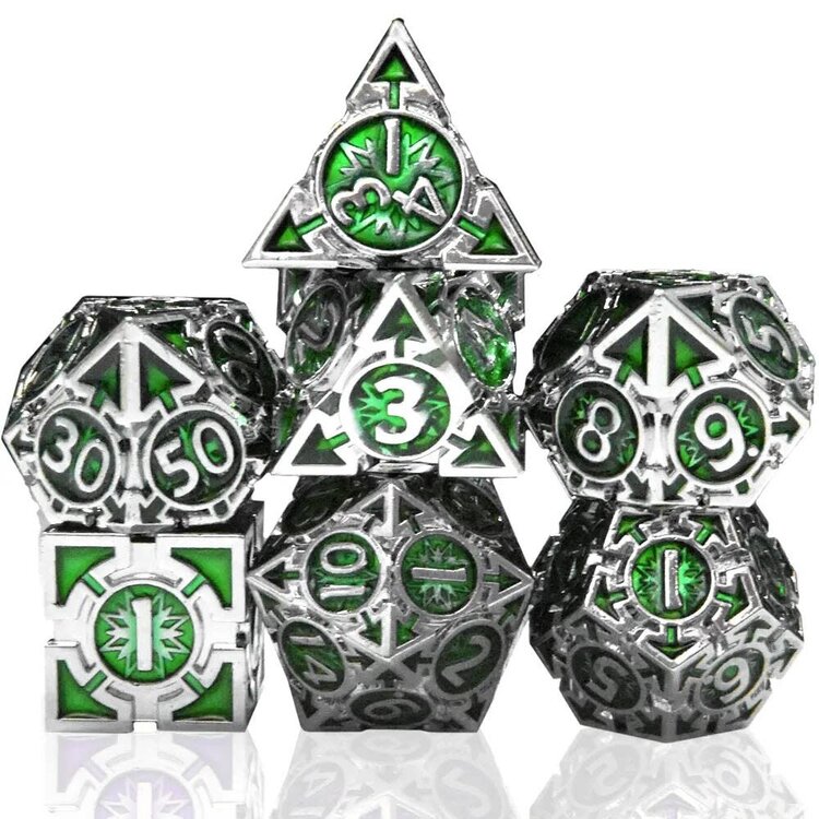 Würfelz Triangle Green with Silver - 7 Die Metal Set
