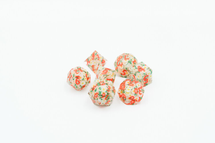Würfelz Würfelz: Daisy Days - 7 Die Sharp Edged Resin Set