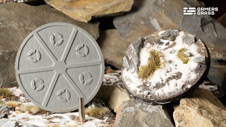 Gamers Grass GamersGrass: Bases - Winter - Round 80mm - Battle Ready (1)