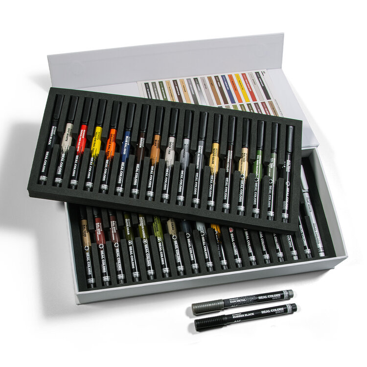 AK Interactive AK Interactive - Full Range: Real Colors Markers Set - Special Box - 34 Units