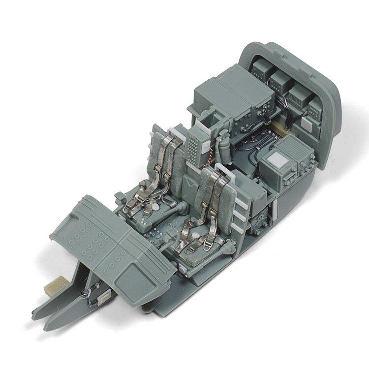 AK Interactive AK Interactive - Diorama Series: Aluminium Sheet - 200x250mm - 200UM (Micrometer)