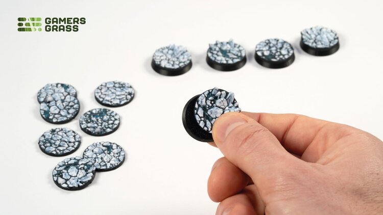 Gamers Grass Gamers Grass: Frost Lake - Round 25mm (12) - Battle Ready Topper