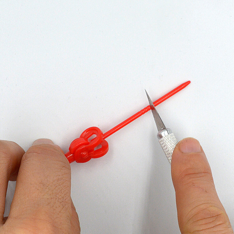 AK Interactive AK Interactive: Holding Pins for AK9565