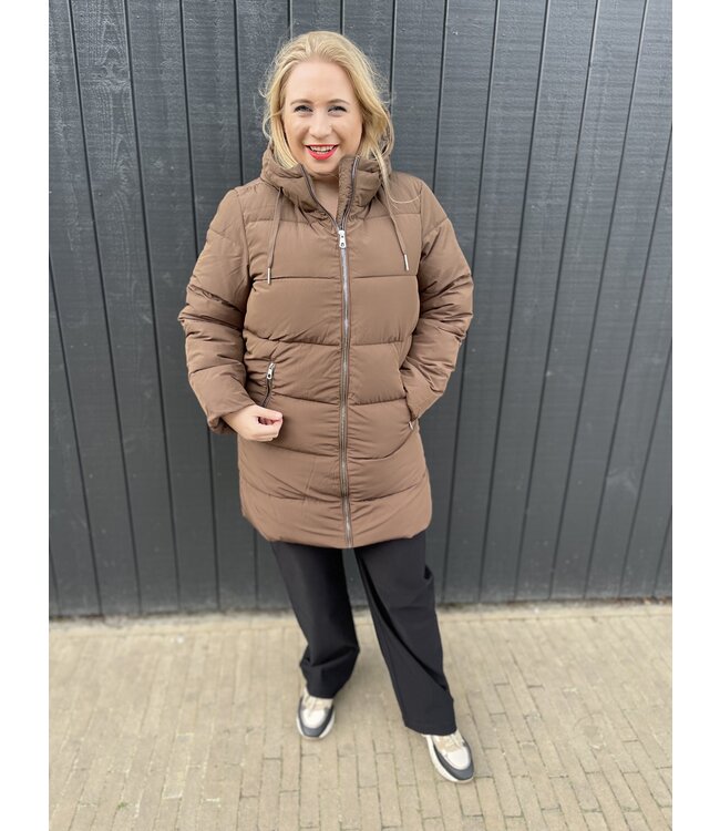 Only longline padded coat Clearance