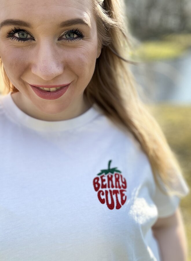 VMCBERTA METTE SS TOP BOX JRS CUR Snow White STRAWBERRY