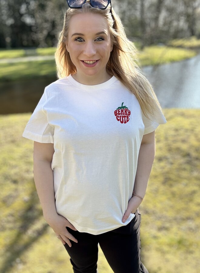 VMCBERTA METTE SS TOP BOX JRS CUR Snow White STRAWBERRY
