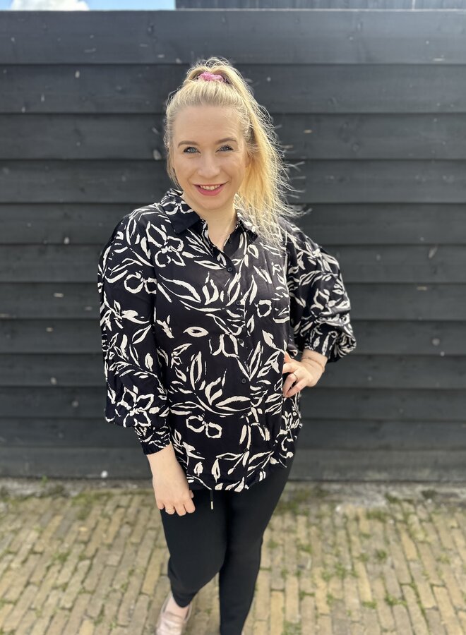 KCflora Shirt 106278 Black/Sand Painted Flower