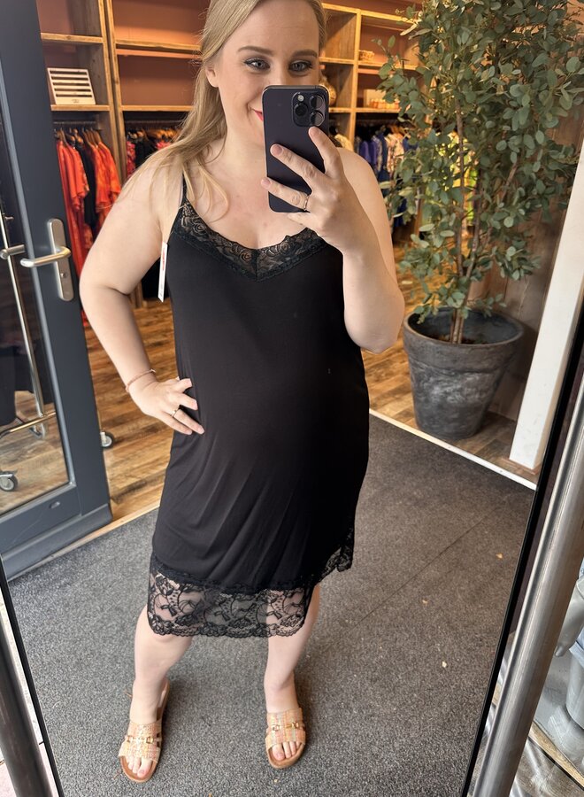 Jurk kant Simone (meerdere kleuren)