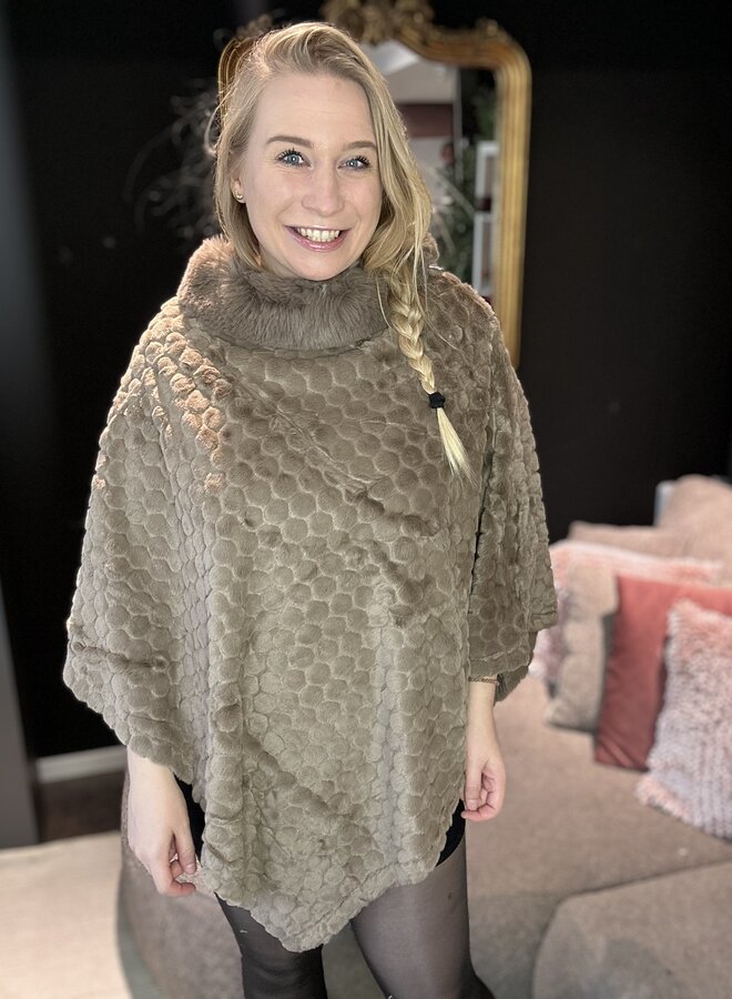 Poncho Romeé