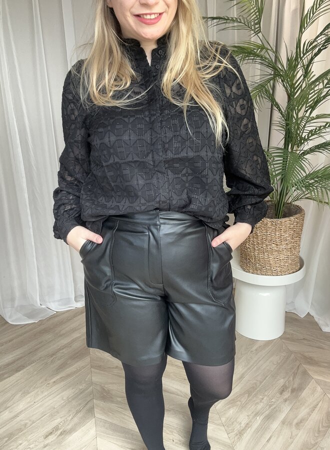 CARTRICIA LIFE FAUX LEATHER SHORTS OTW