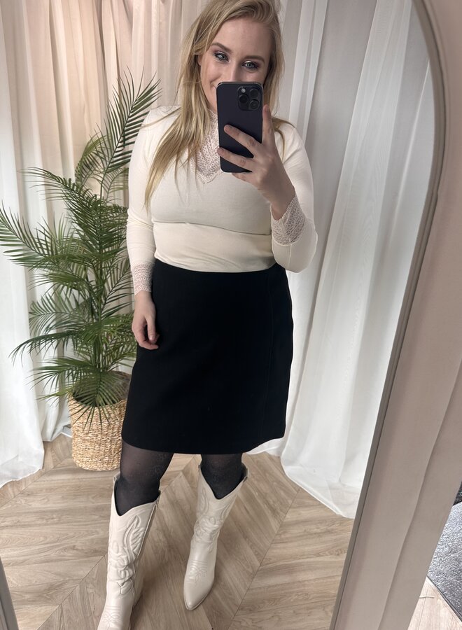 VMCFORTUNEALLISON SKIRT CUR BLACK