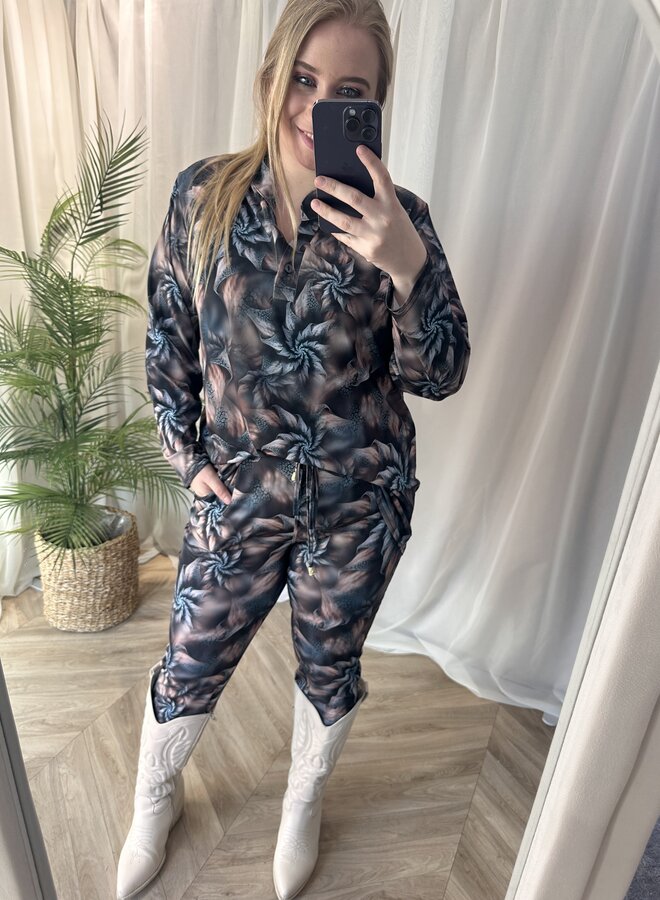 D-2102 Broek "meerdere kleuren"