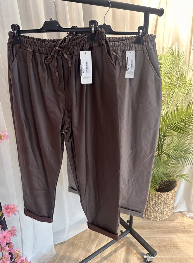 Leatherlook broek (meerdere kleuren)