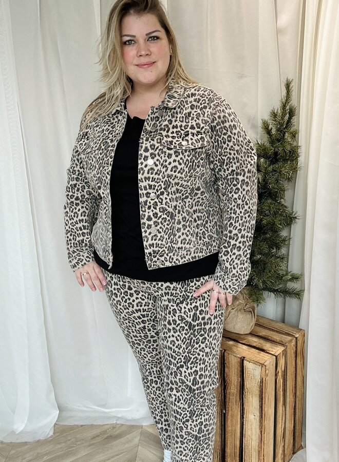 CAREMILY LEO HW STR CRP ANK DNM MAS Nomad/LEO