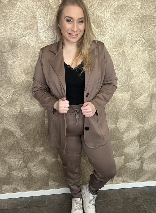 Pak Sjoukje (meerdere kleuren)