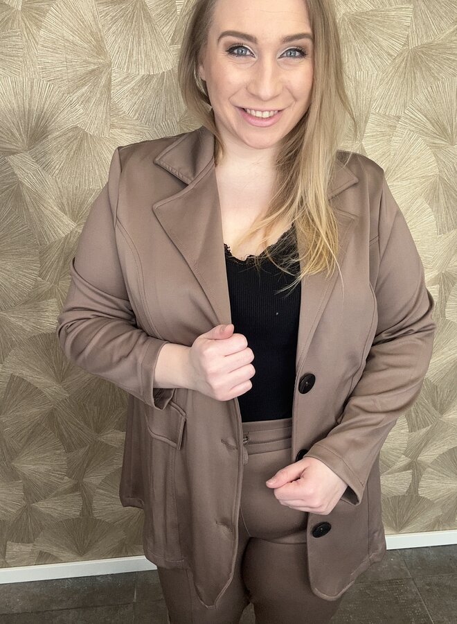 Pak Sjoukje (meerdere kleuren)