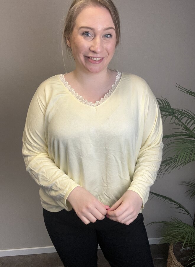 Shirt met kanten hals Hester